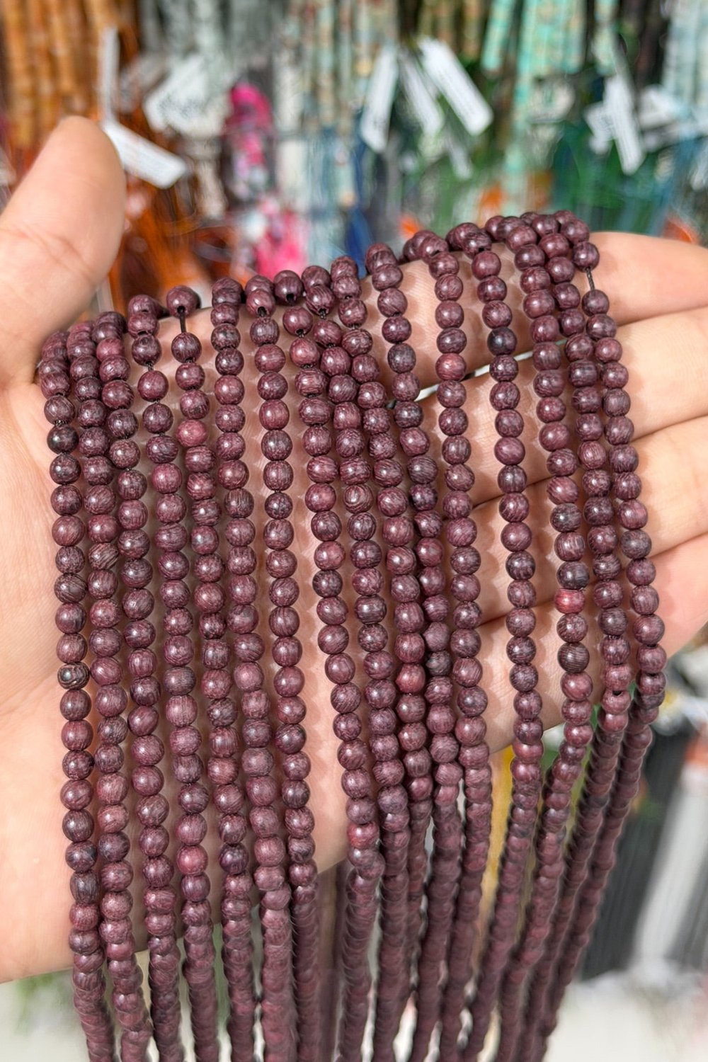 Oud Ağacı Küre Kesim Kızıl 4mm Dizi