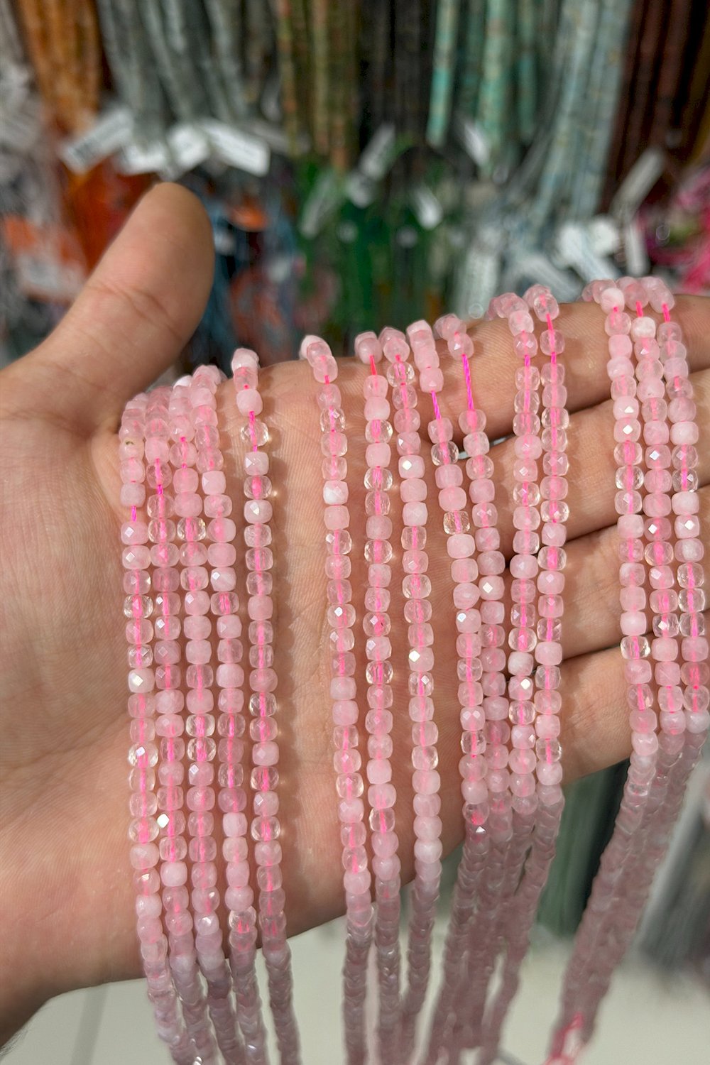 Pembe Kuvars Taşı Faset Kesim Parlak 4mm Doğal Taş Dizi [AA]