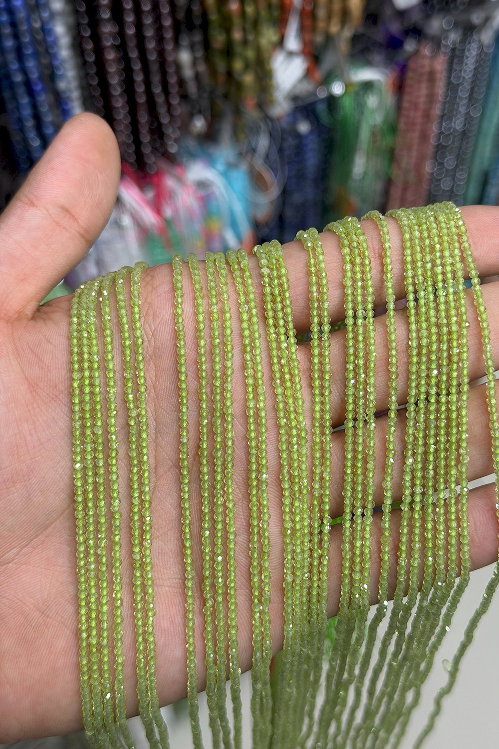 Peridot Taşı Küre Kristal Kesim Parlak 2mm Doğal Taş Dizi [AA]