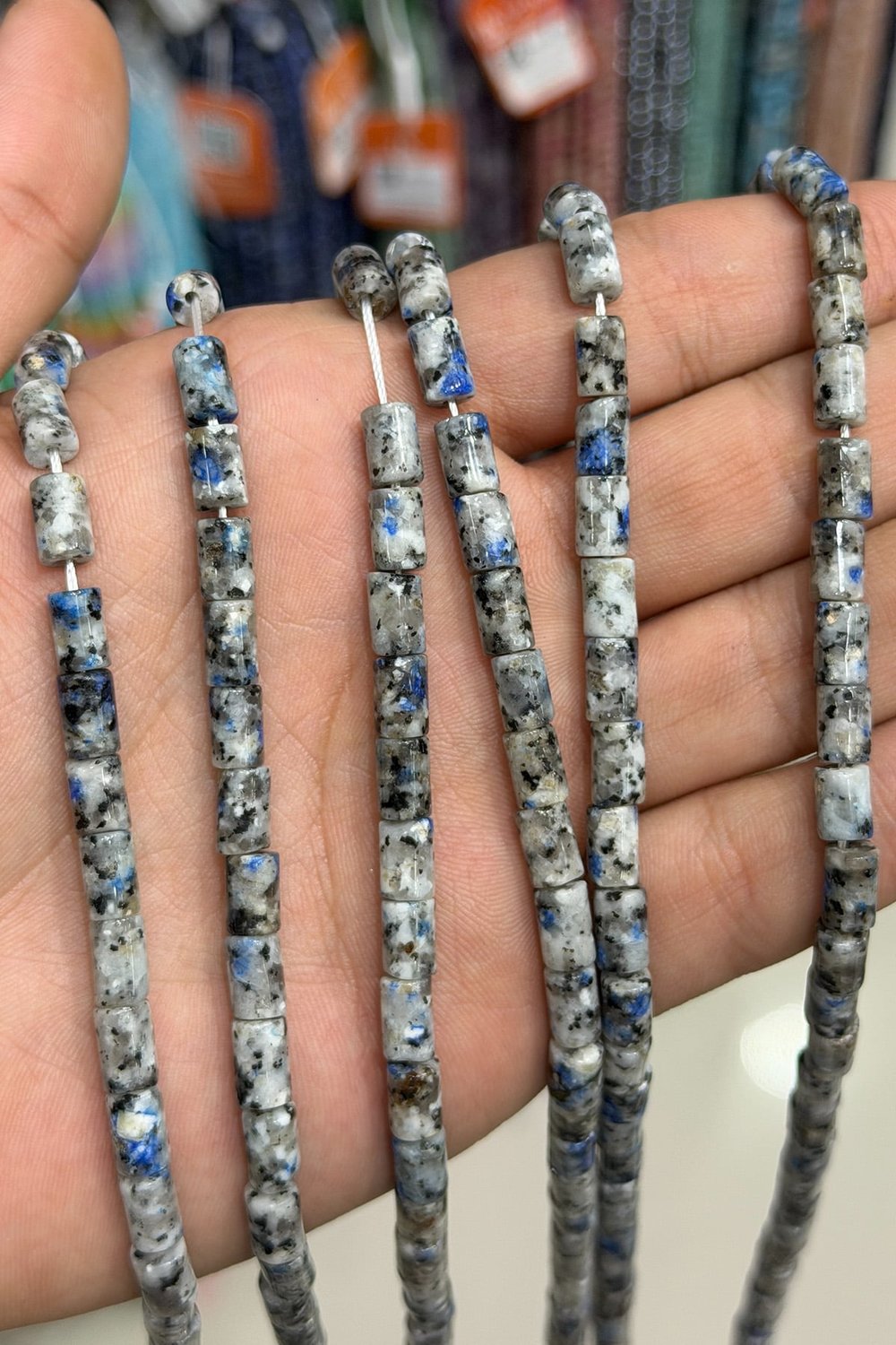 Raindrop Azurit Taşı Silindir Kesim 5x8mm Doğal Taş Dizi