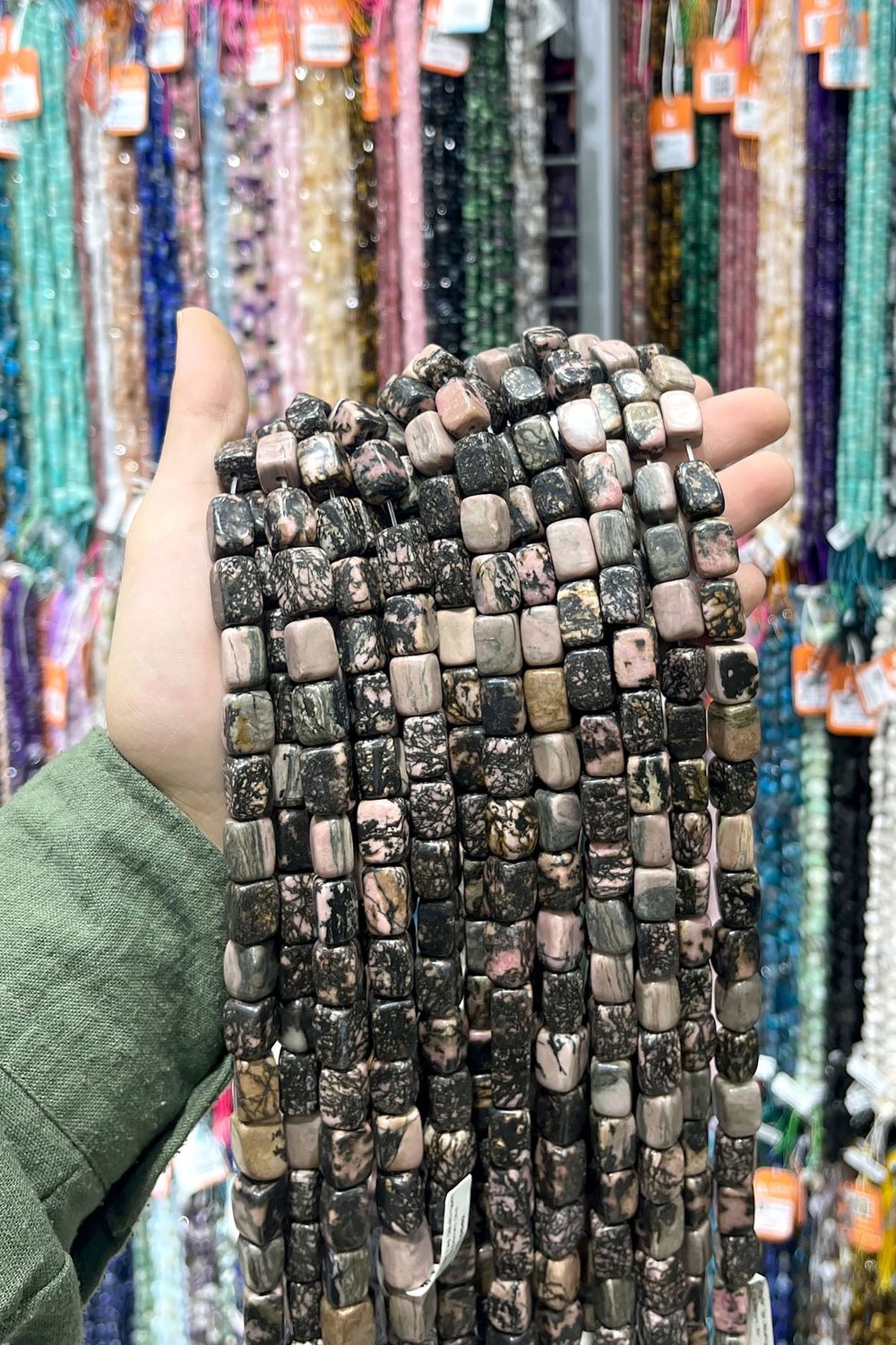 Rodonit Natural Stone Rectangular Cut 10x14mm String Of Beads