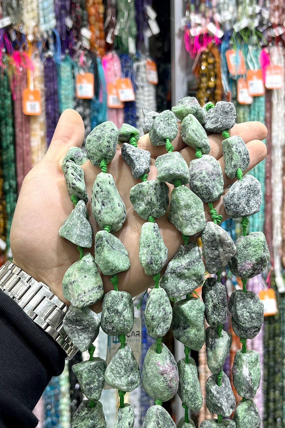 Ruby Zoisit Doğal Taş Mat Koyu Yeşil Ham Kütle Kesim 15x25mm Dizi [AA]