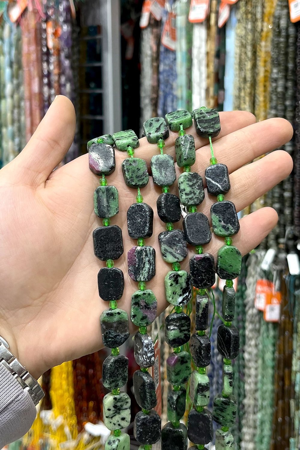 Ruby Zoist Taşı Dikdörtgen Kesim 13x17mm Doğal Taş Dizi