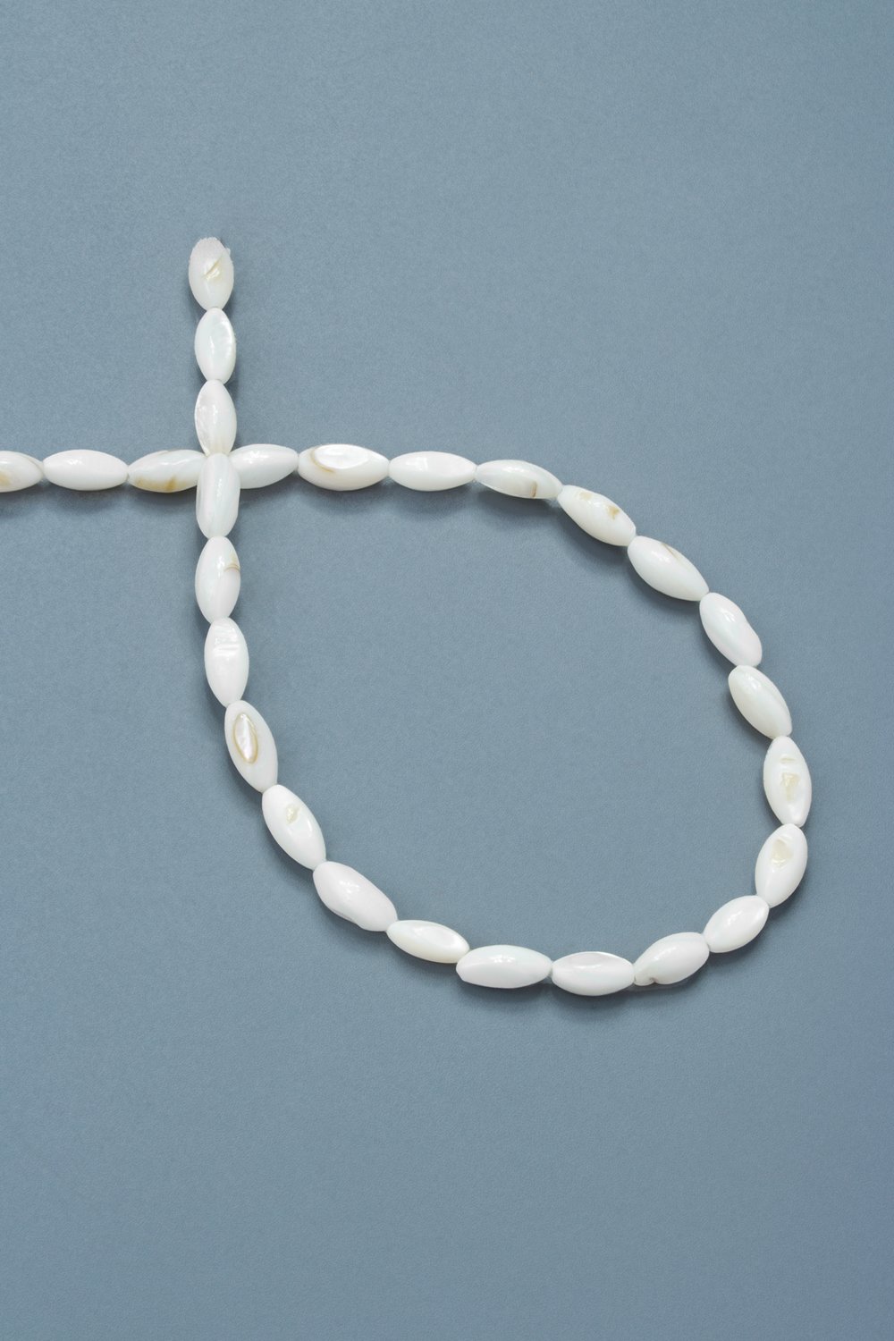 Sedef Doğal Taş Parlak Beyaz Arpa Kesim 5x11mm Dizi [AA]