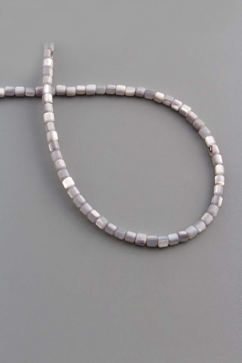 Sedef Taşı Dore Kesim Parlak Gri 3x5mm Doğal Taş Dizi [AB+]