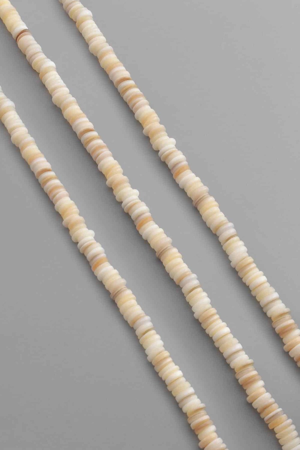 Sedef Doğal Taş Parlak Kırık Beyaz Rondela Kesim 6x2mm Dizi [Ab+]