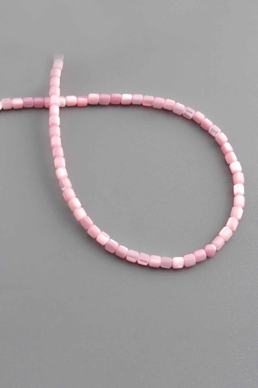 Sedef Taşı Dore Kesim Parlak Pembe 3x3mm Doğal Taş Dizi [AA]