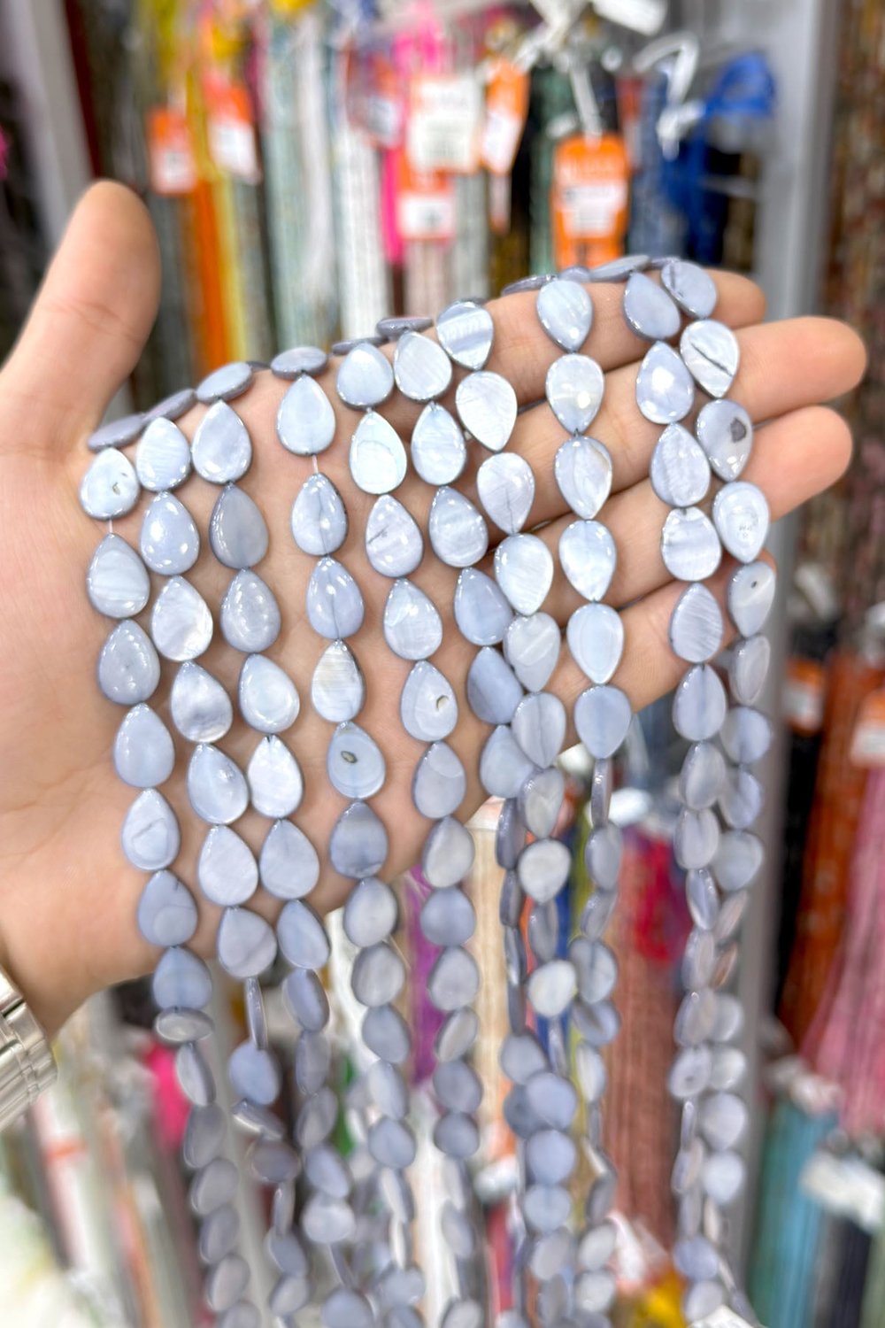 Sedef Taşı Damla Kesim Parlak Gri 10x15mm Doğal Taş Dizi [AA]