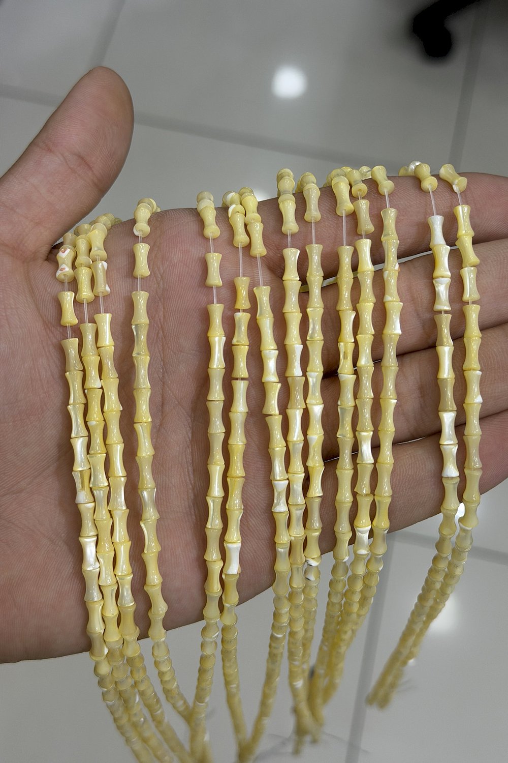 Sedef Taşı Kemik Kesim Parlak Sarı 4x7mm Doğal Taş Dizi [AA]