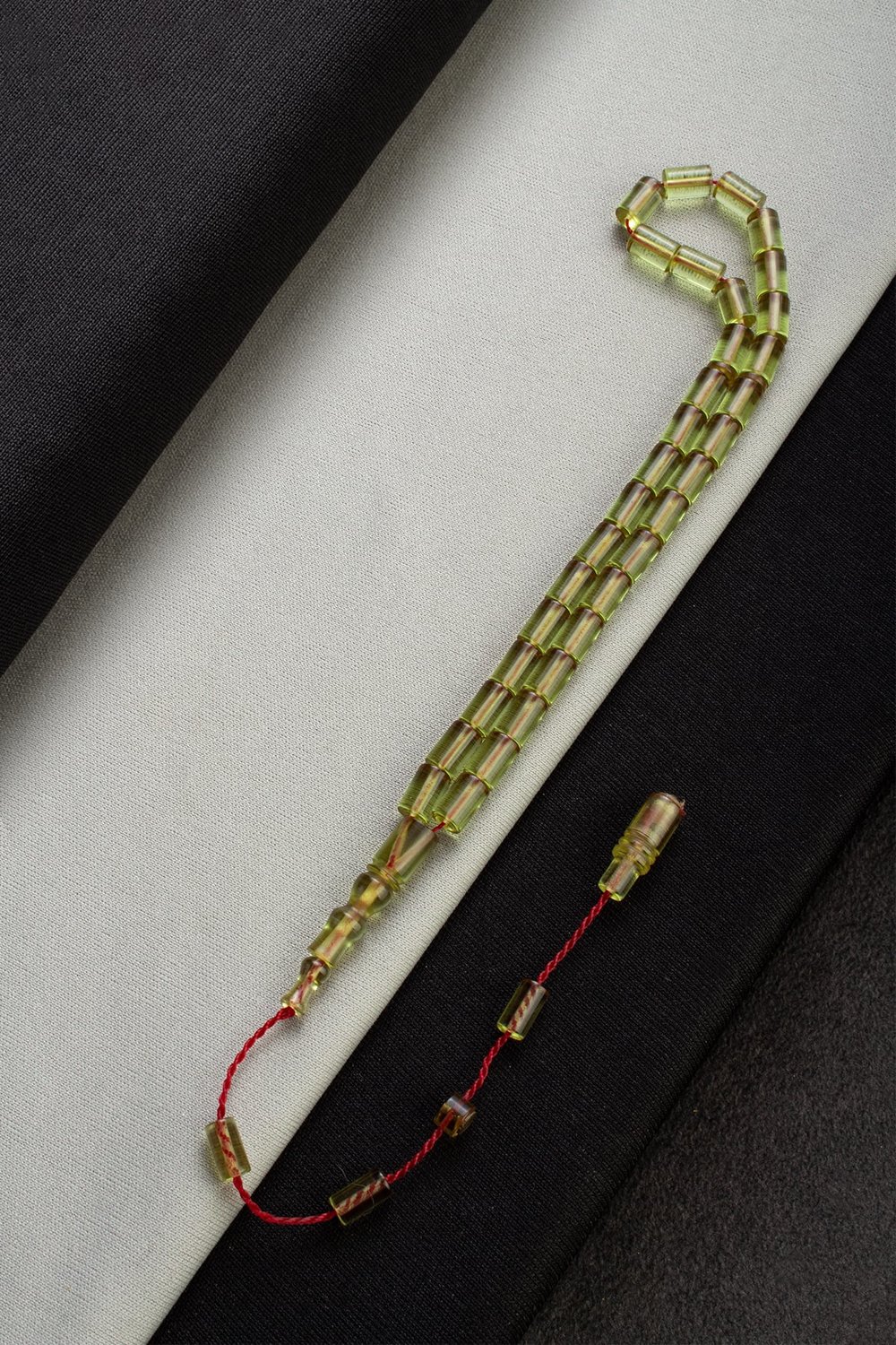 Sıkma Ateş Kehribar Usta İşçilik Yeşil Silindir Kesim 5x8mm 33 lu Tesbih