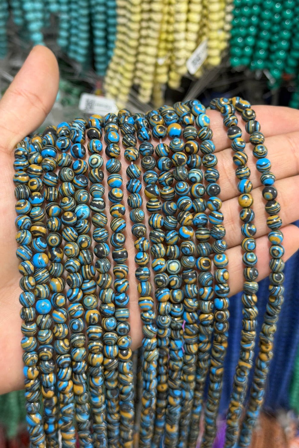 Sıkma Malakit Taşı Küre Kesim Parlak Siyah 6mm Doğal Taş Dizi