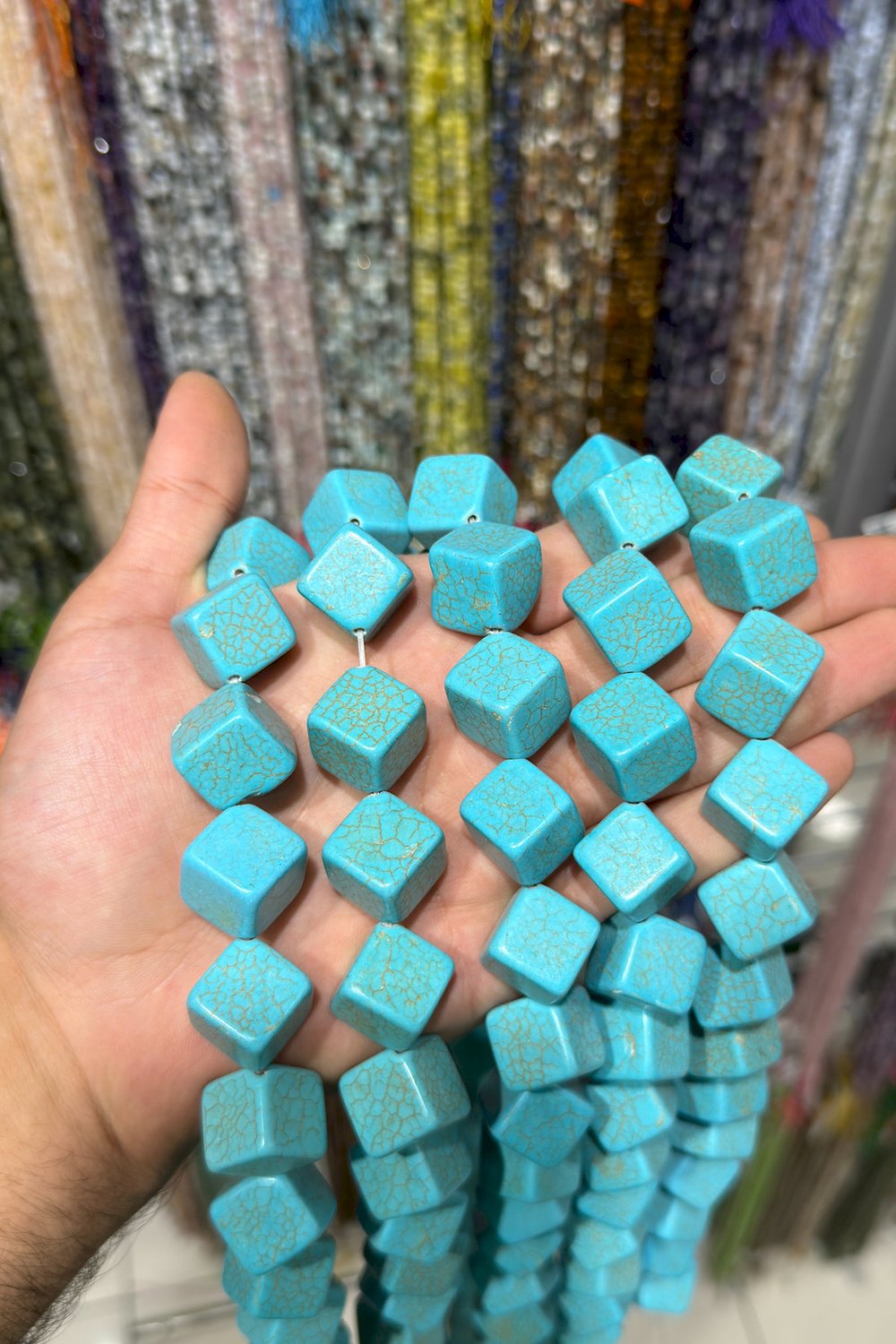 Sıkma Turkuaz Küp Kesim Mavi 16x16mm Doğal Taş Dizi