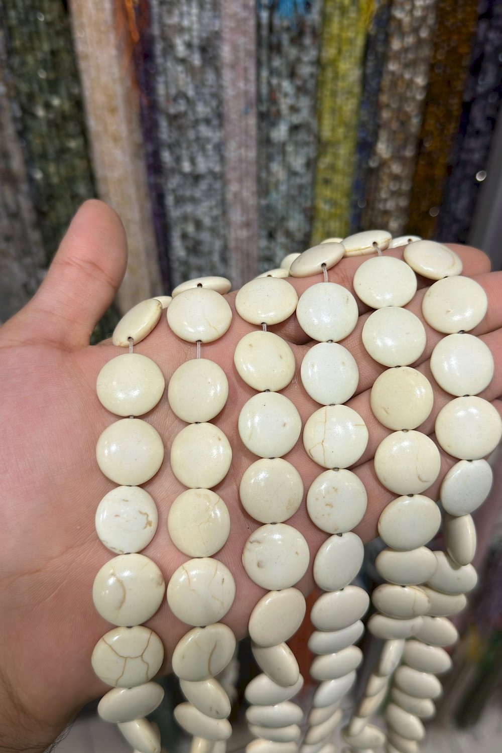 Sıkma Turkuaz Oval Kesim Beyaz 18mm Doğal Taş Dizi