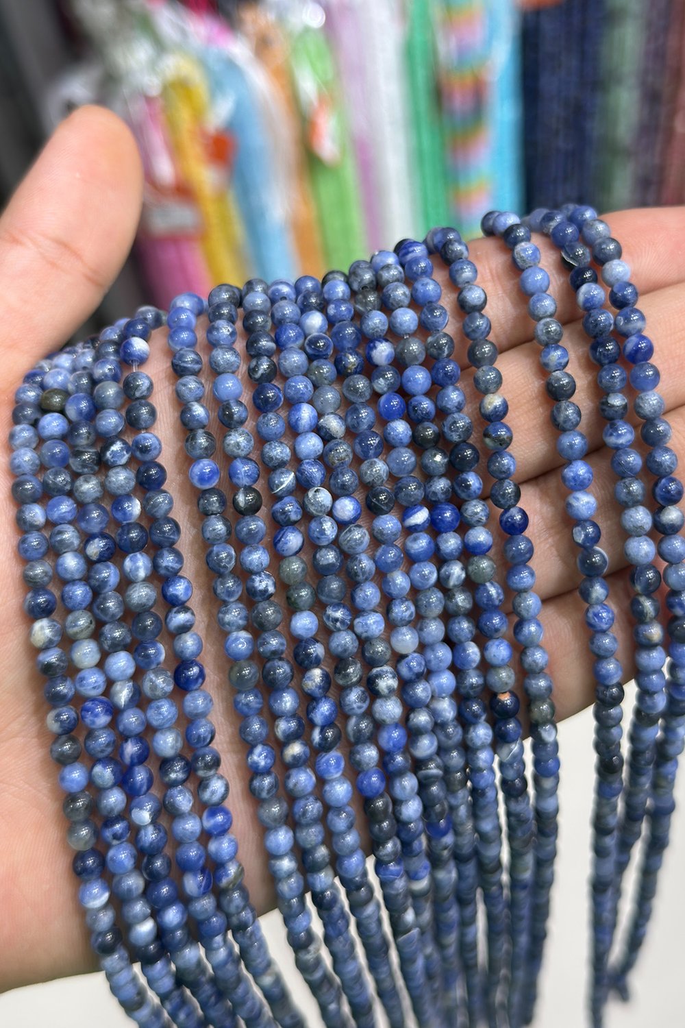 Sodalit Taşı Küre Kesim Parlak 4mm Doğal Taş Dizi [AA]