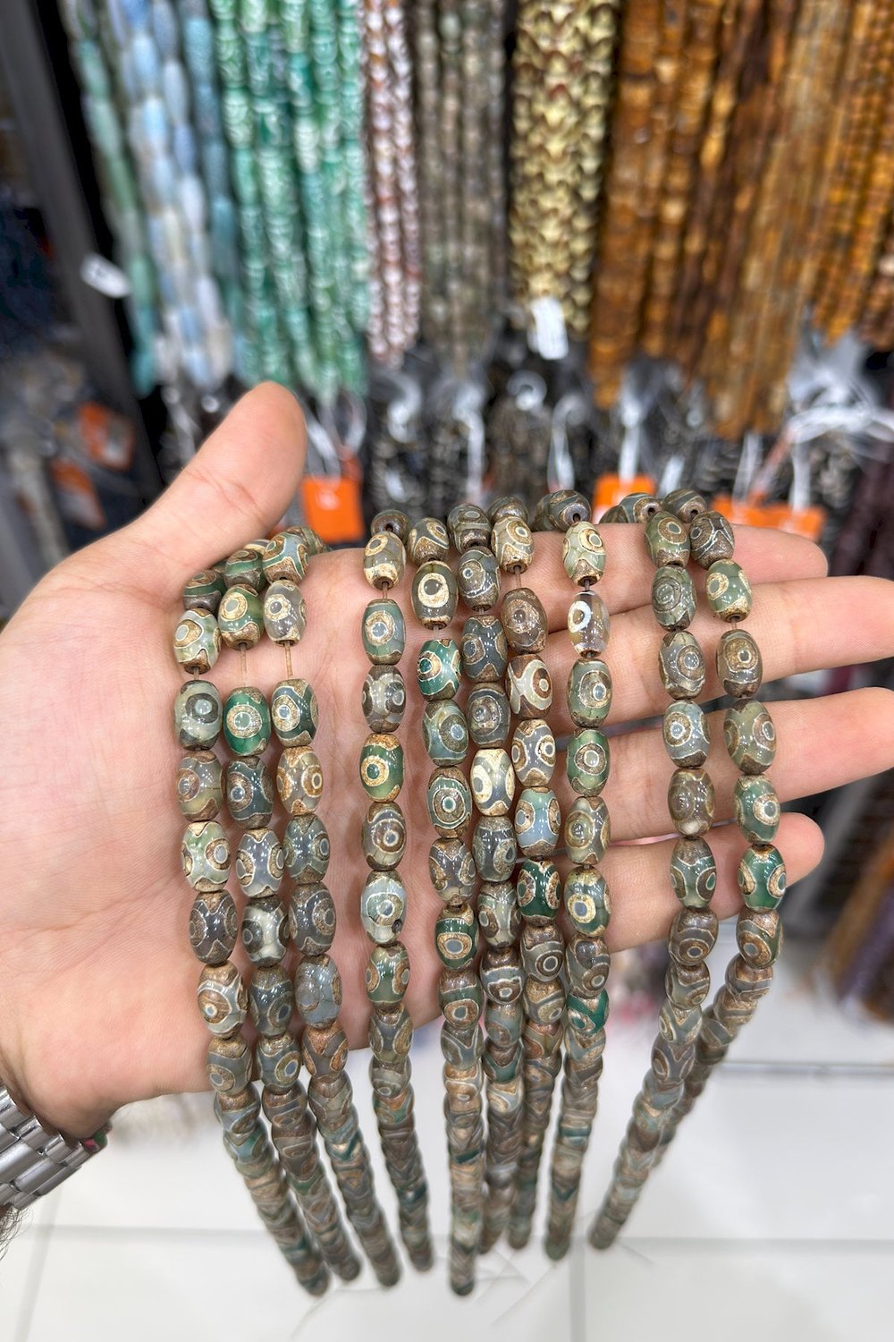 Tibet Akik Taşı Silindir Kesim Parlak Yeşil 8x12mm Doğal Taş Dizi