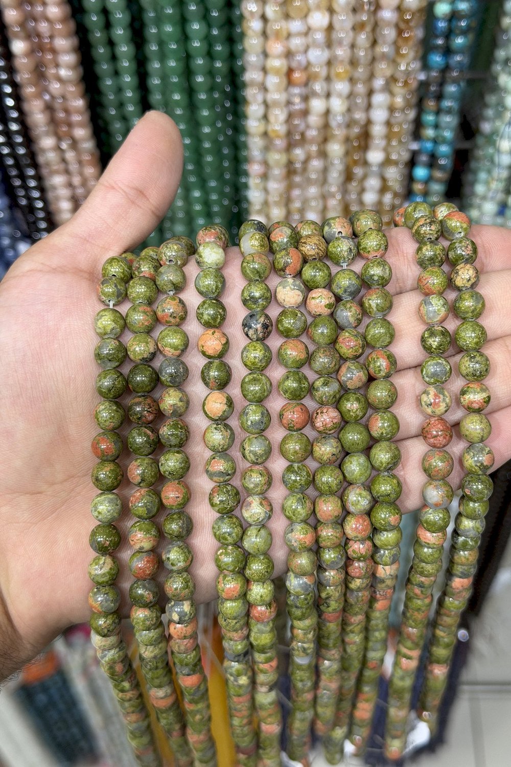Unakit Taşı Küre Kesim Parlak Koyu Yeşil 8mm Doğal Taş Dizi [AA]