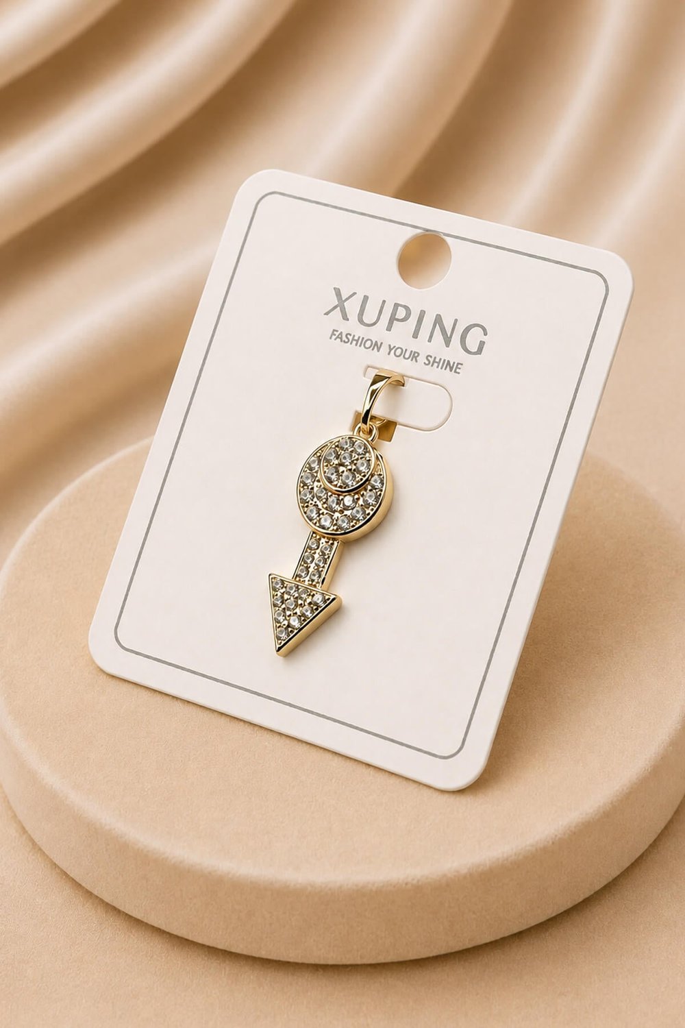 Xuping Anahtar Figürlü Taşlı Altın Renk Kolye Ucu