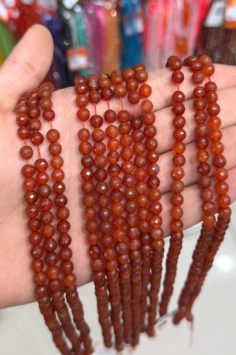 Yemen Akik Taşı Küre Faset Kesim Parlak 6mm Doğal Taş Dizi