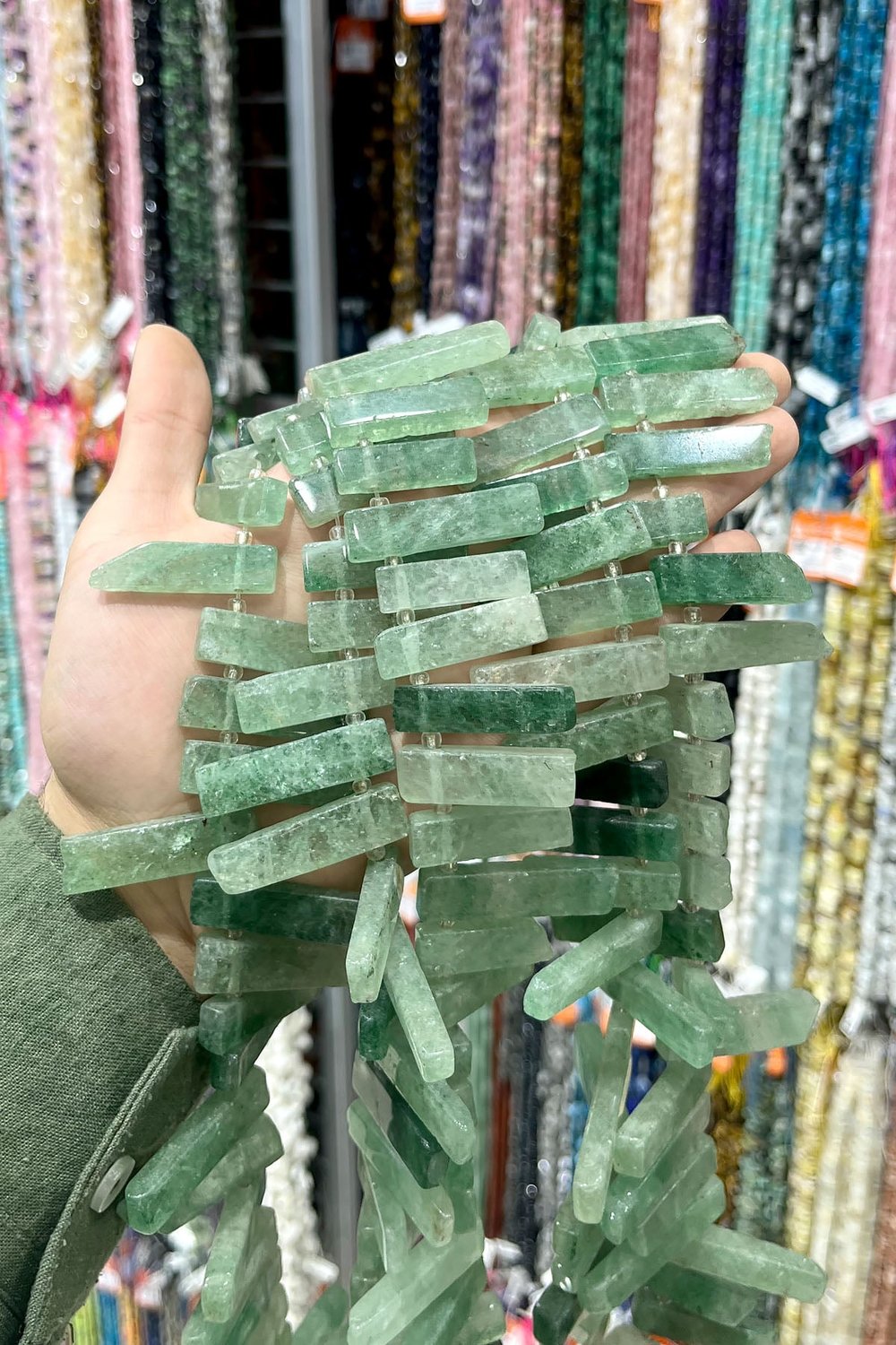 Florit Taşı Dikdörtgen Kesim Parlak Yeşil 10x40mm Doğal Taş Dizi [AA]
