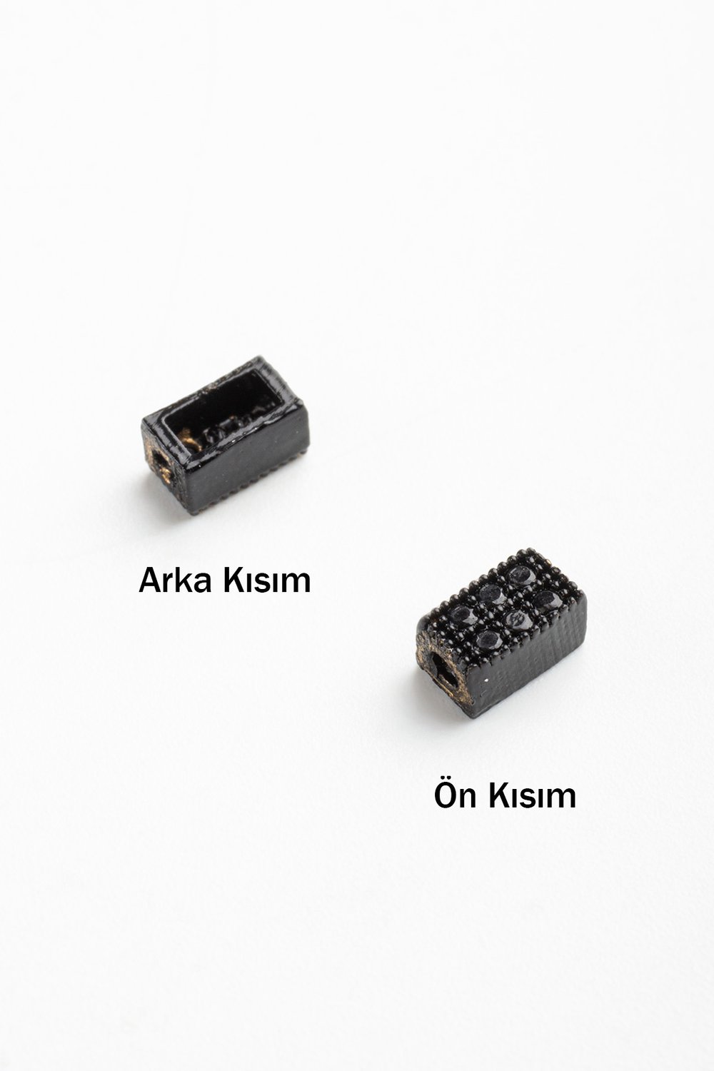 Zirkon Siyah Dikdörtgen Tek Delik Aparat 3x5mm