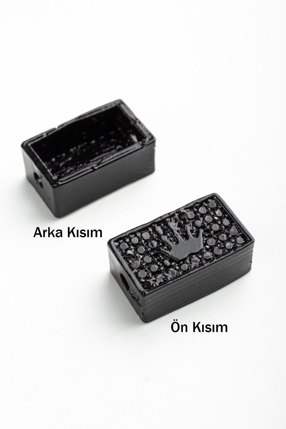 Zirkon Siyah Taş Dikdörtgen Kral Figürlü Tek Delik 14x8mm Takı Aparatı