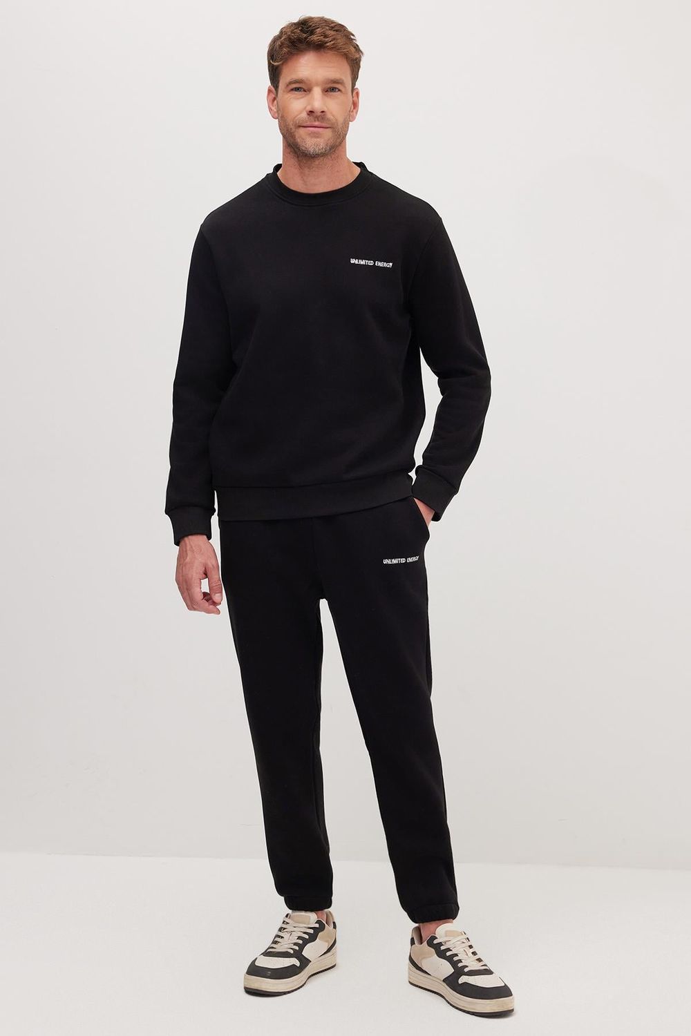 RELAX FIT EMBROIDERED SWEATSHIRT TRACKSUIT ONL