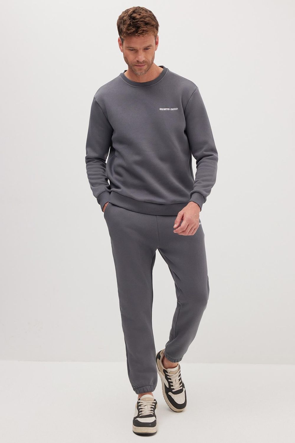RELAX FIT EMBROIDERED SWEATSHIRT TRACKSUIT ONL