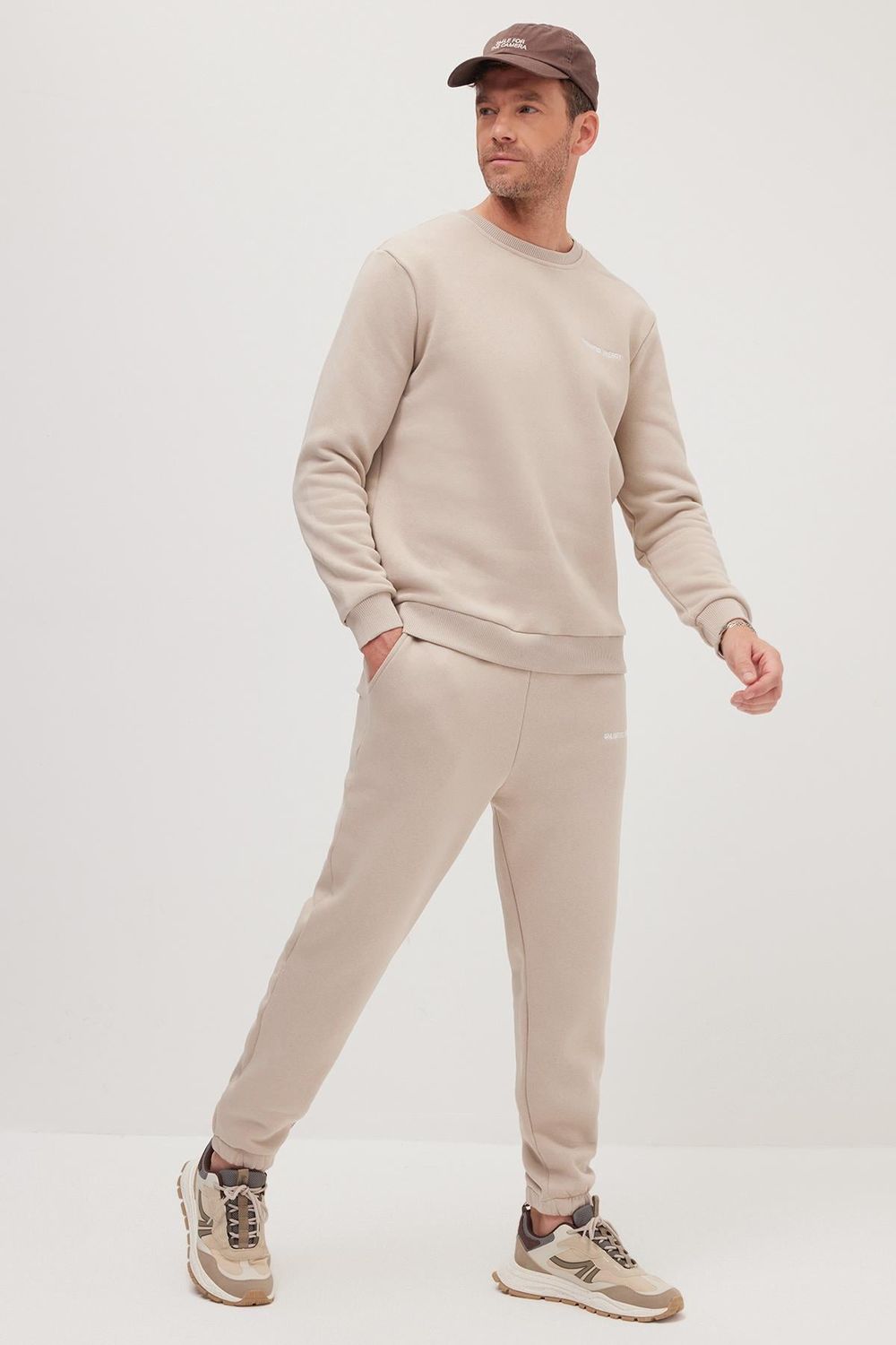 RELAX FIT EMBROIDERED SWEATSHIRT TRACKSUIT ONL