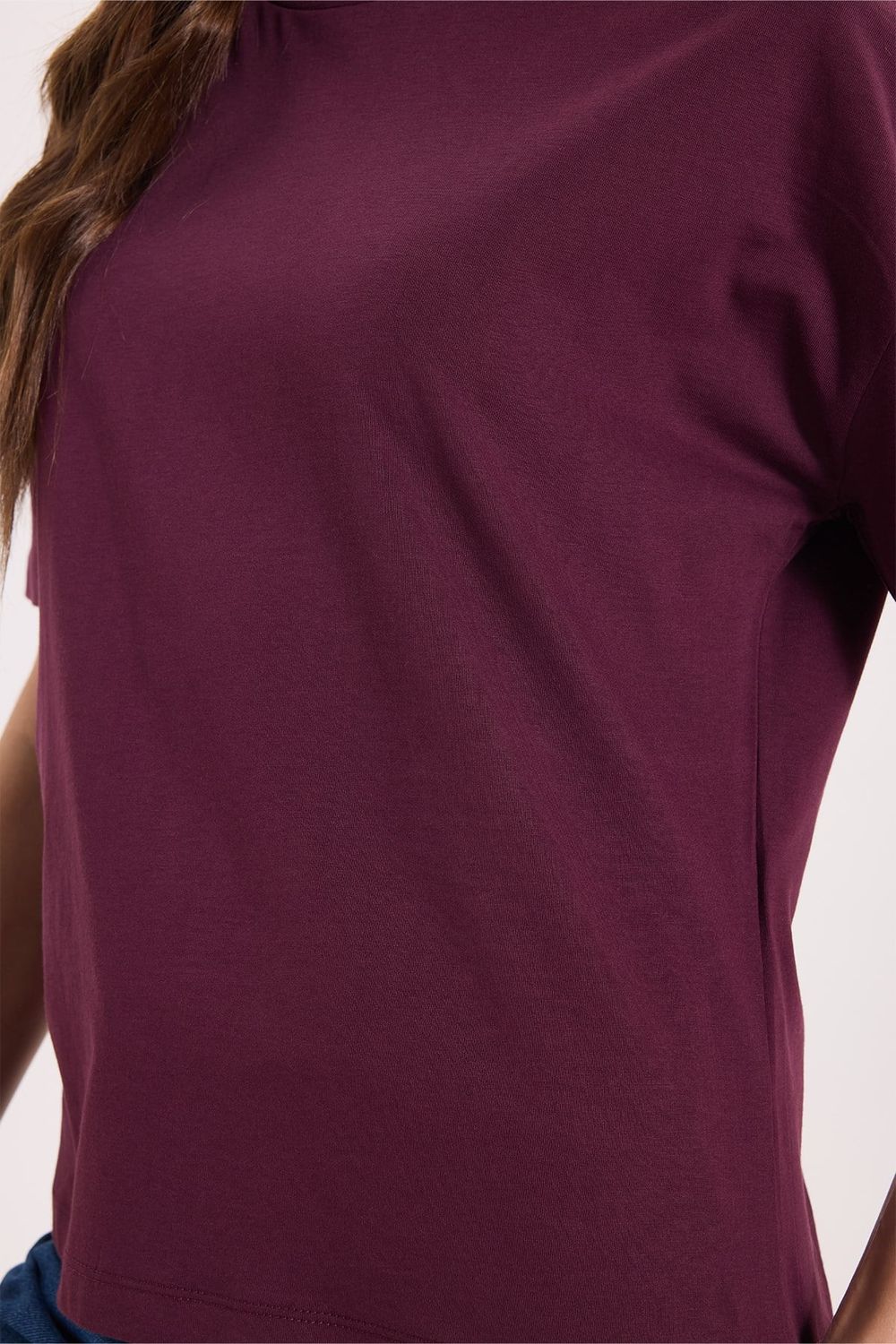 Kadın Relax Fit Rahat Kesim %100 Pamuk Bisiklet Yaka Bordo Tişört