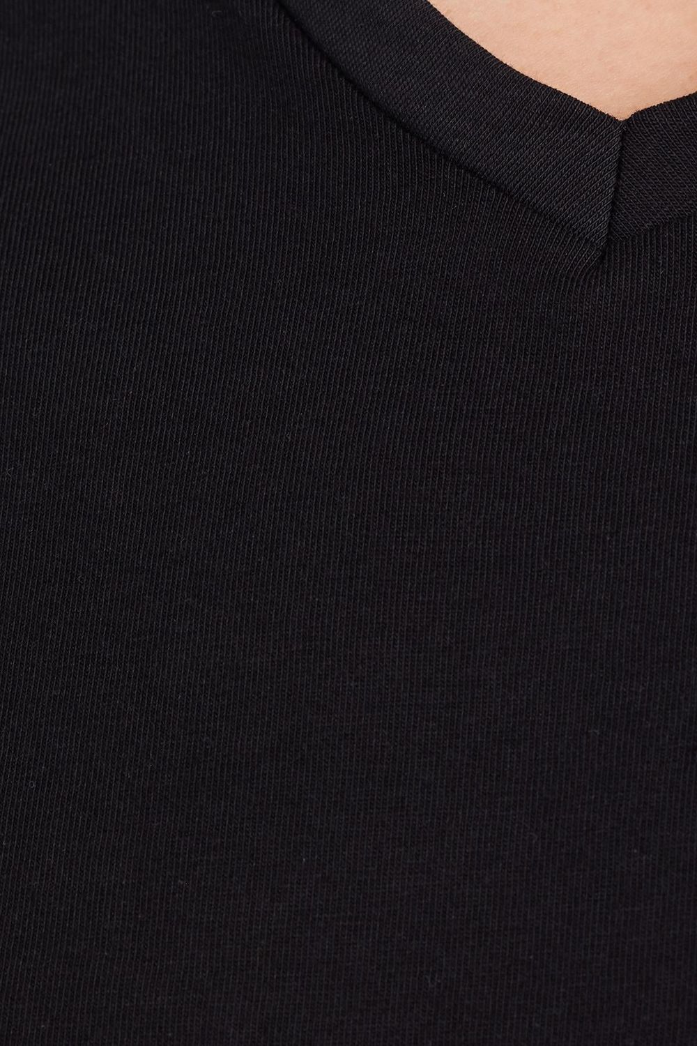 Kadın Slim Fit Dar Kesim %100 Pamuk Yumuşak Dokulu Siyah V Yaka Tişört