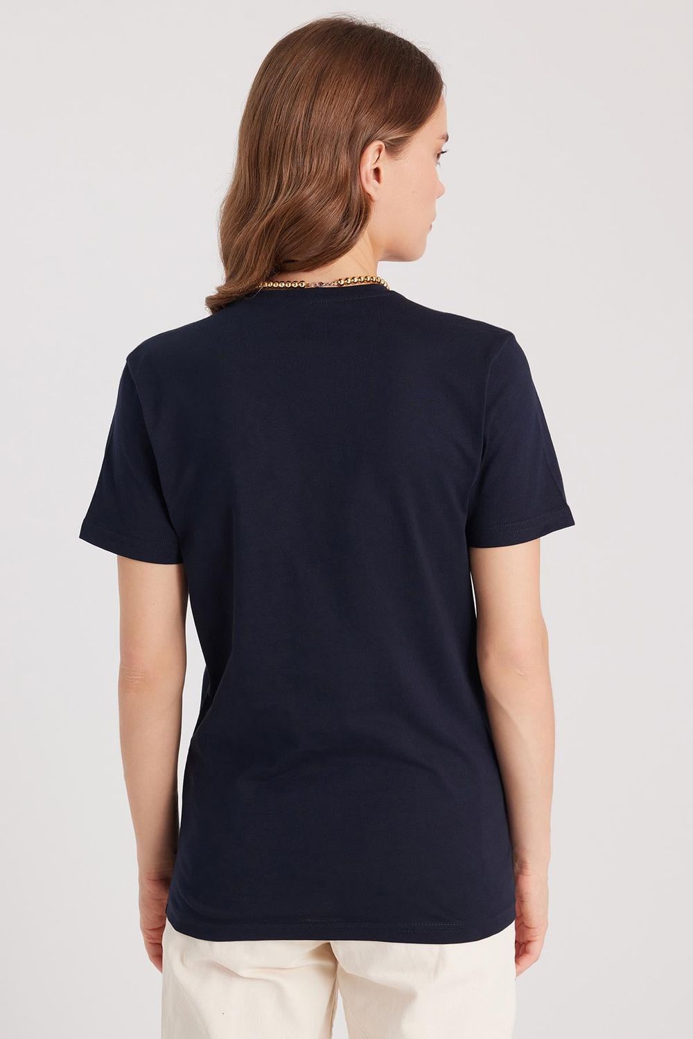 Kadın Slim Fit Dar Kesim %100 Pamuk Yumuşak Dokulu Lacivert V Yaka Tişört