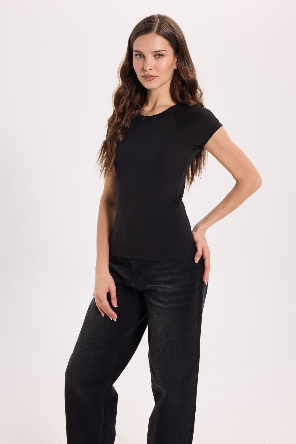 Kadın Slim Fit Dar Kesim Bisiklet Yaka Reglan Kol %100 Pamuk Siyah Tişört Bluz