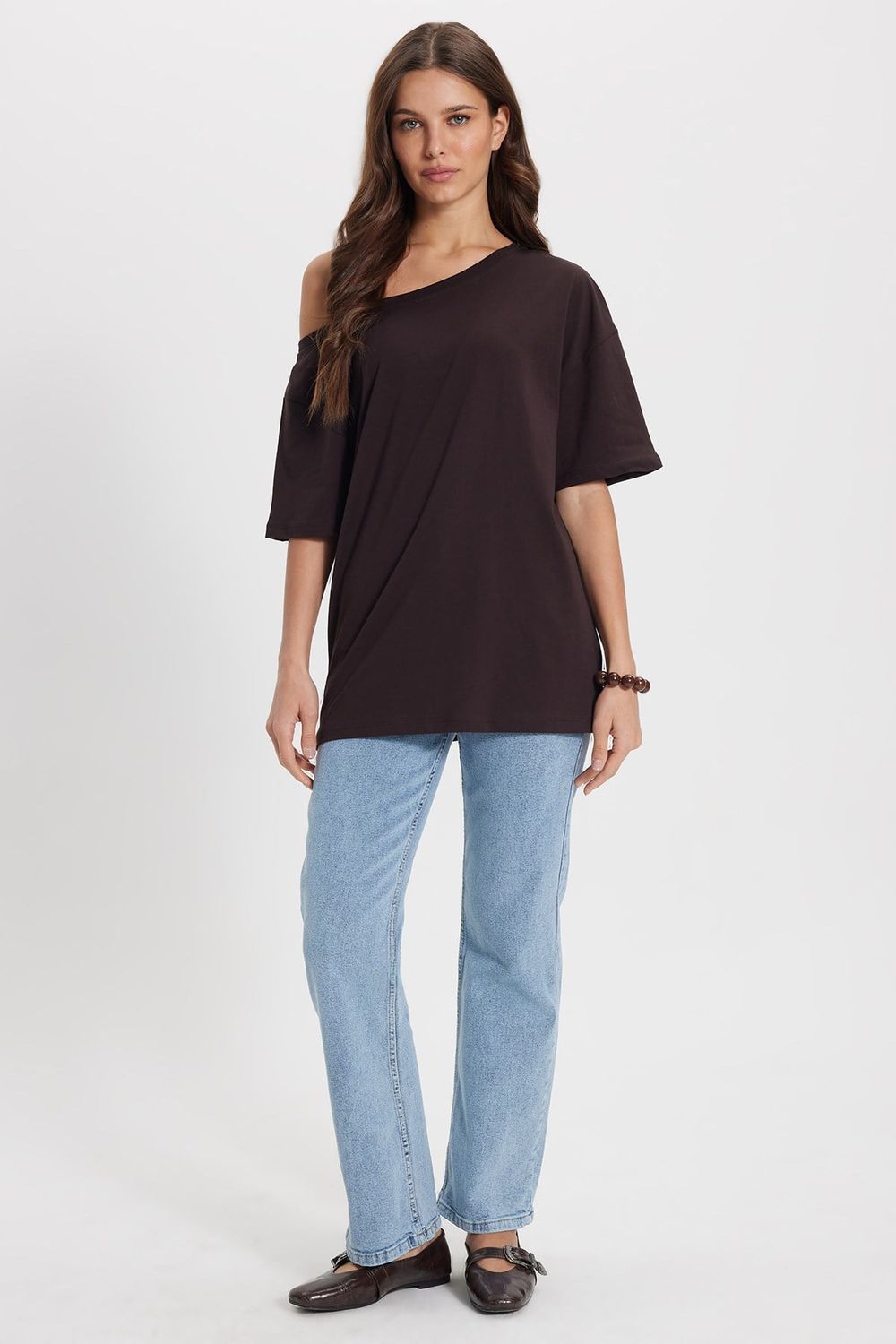 Kadın Slim Fit Dar Kesim %100 Pamuk Kayık Yaka Kısa Kollu Kahverengi Tişört
