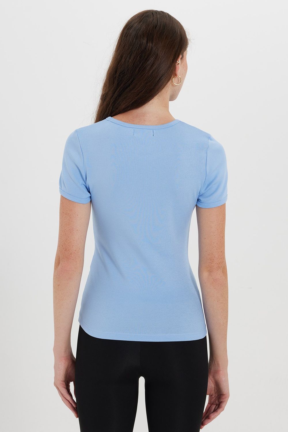 Kadın Slim Fit Dar Kesim %100 Pamuk Kısa Kol Bisiklet Yaka Mavi Tişört