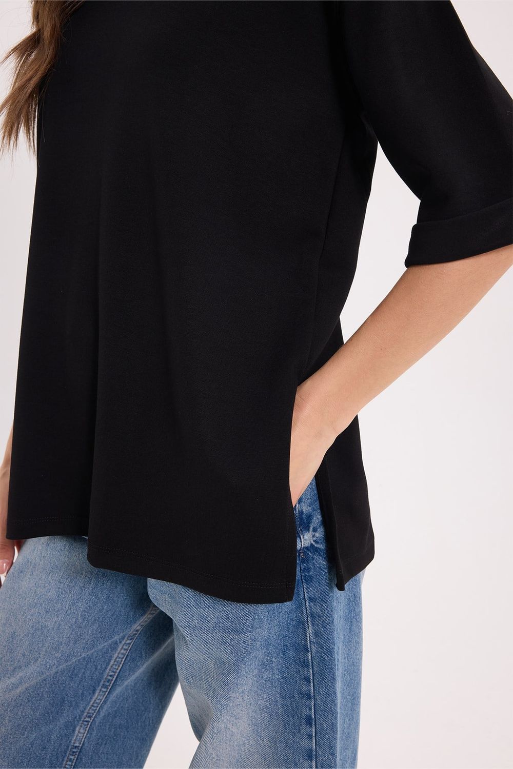 KADIN OVERSIZE YIRTMAÇLI TİŞÖRT NOA-2699