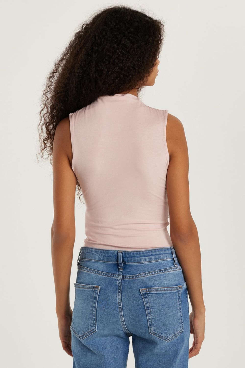 Kadın Slim Fit Viskon Sıfır Kol Boğazlı Gül Kurusu Bluz