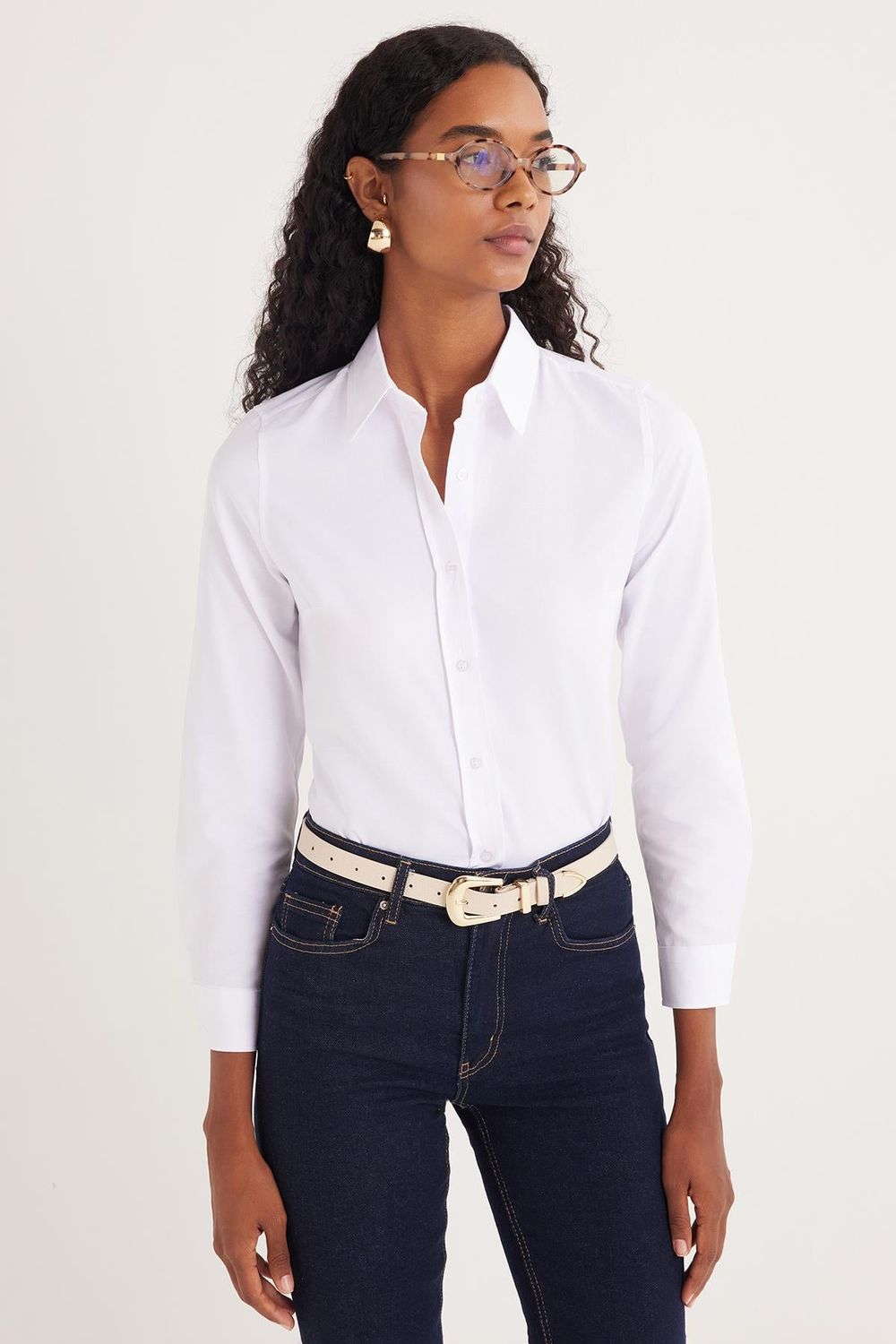 Kadın Slim Fit Dar Kesim Uzun Kollu Pamuklu Vücuda Oturan Dokulu Beyaz Basic Gömlek