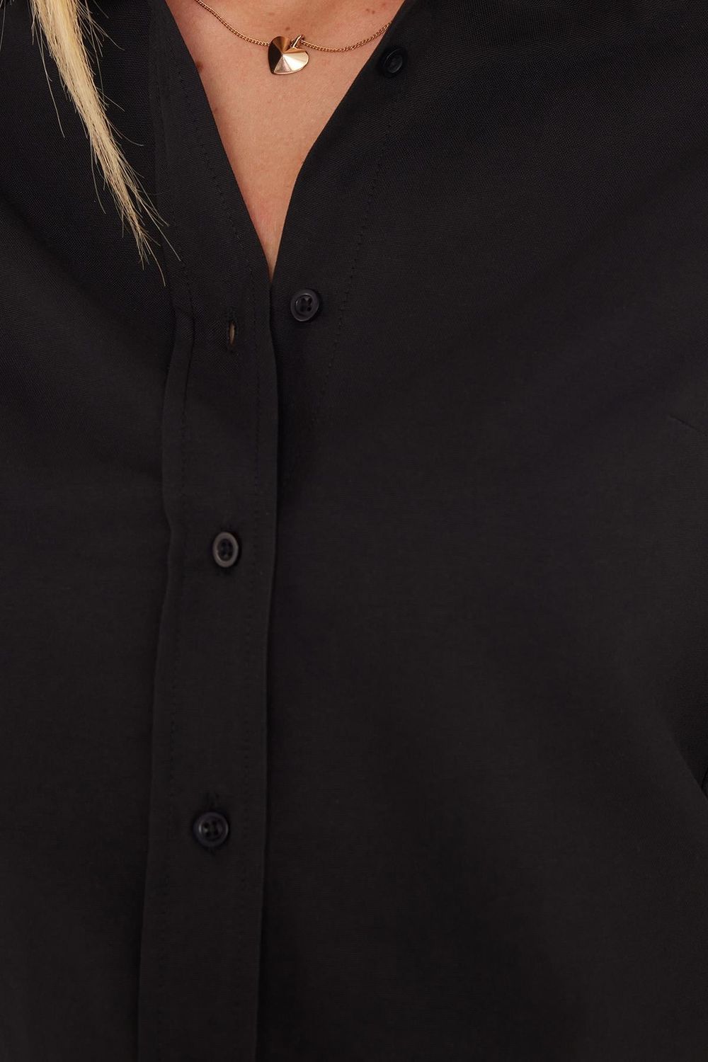 Kadın Slim Fit Dar Kesim Uzun Kollu Pamuklu Vücuda Oturan Dokulu Siyah Basic Gömlek