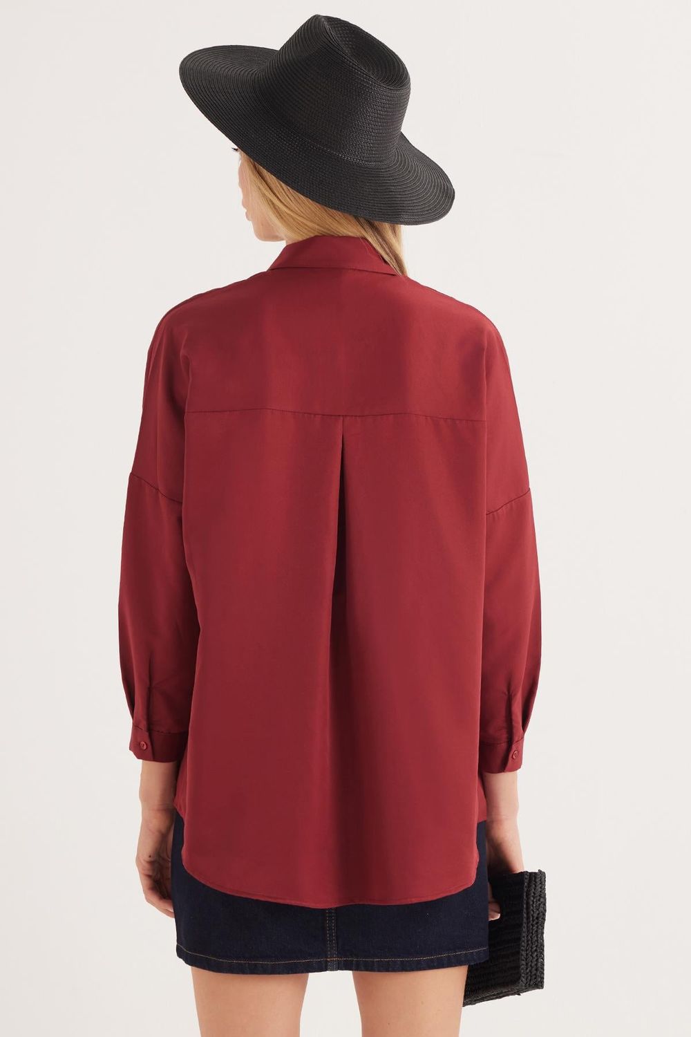 Kadın Oversize Rahat Kesim Spor Yaka Uzun Kollu Basic Düz Bordo Gömlek