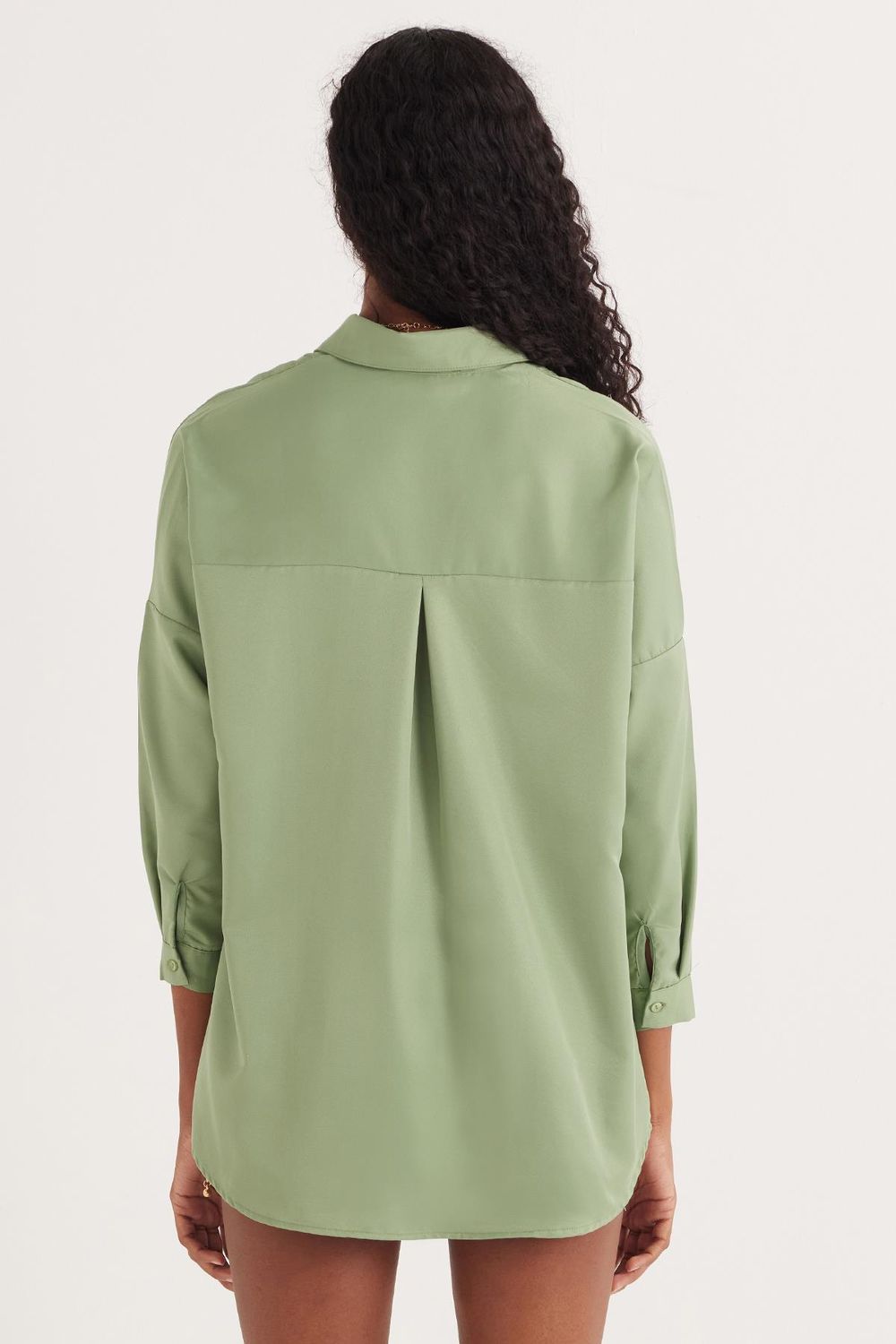 Kadın Oversize Rahat Kesim Spor Yaka Uzun Kollu Basic Düz Gömlek