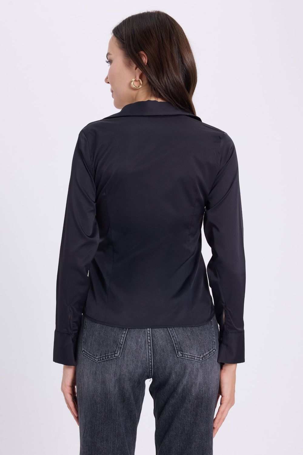 Kadın Slim Fit Dar Kesim Pensli Vucüda Oturan Klasik Yaka Uzun Kollu Likralı Siyah Gömlek