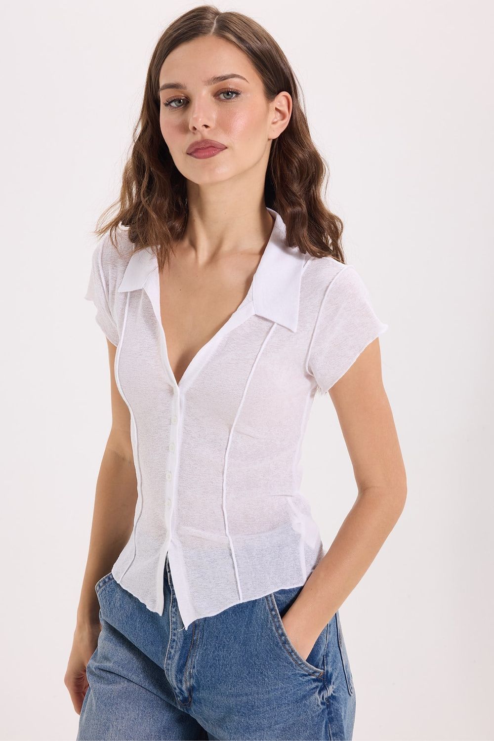 Kadın Slim Fit Dar Kesim Kısa Kollu Gömlek Yaka Beyaz Gömlek
