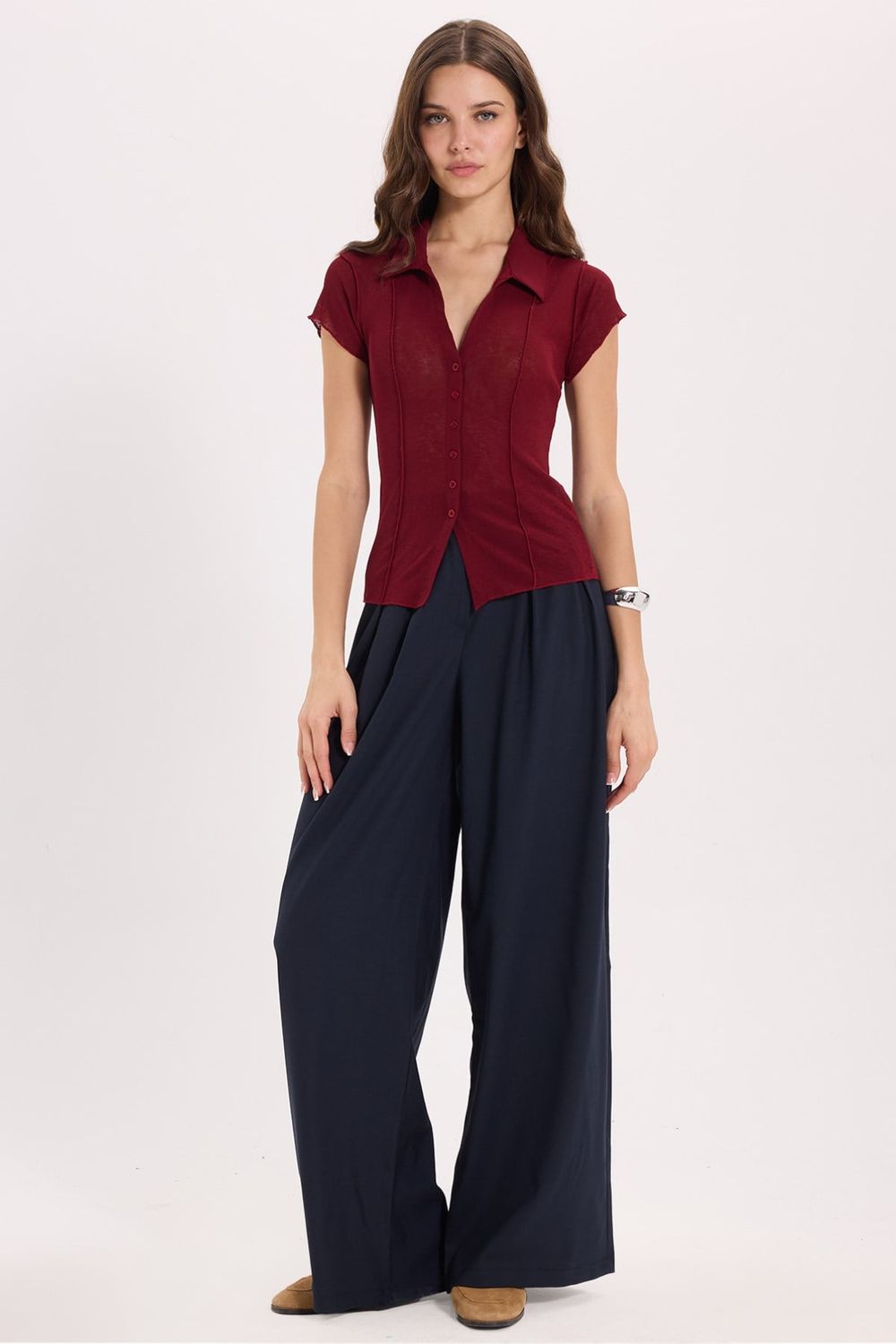 Kadın Slim Fit Dar Kesim Kısa Kollu Gömlek Yaka Bordo Gömlek