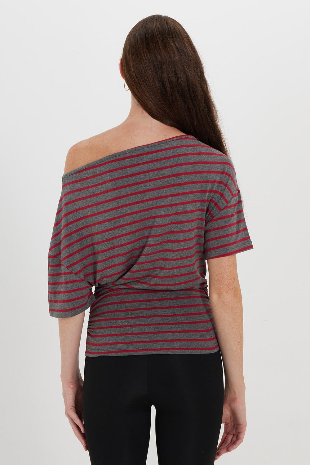 Kadın Regular Fit Klasik Kesim Asimetrik Yaka Yarasa Kol Çizgili Likralı Bordo Viskon Crop Bluz