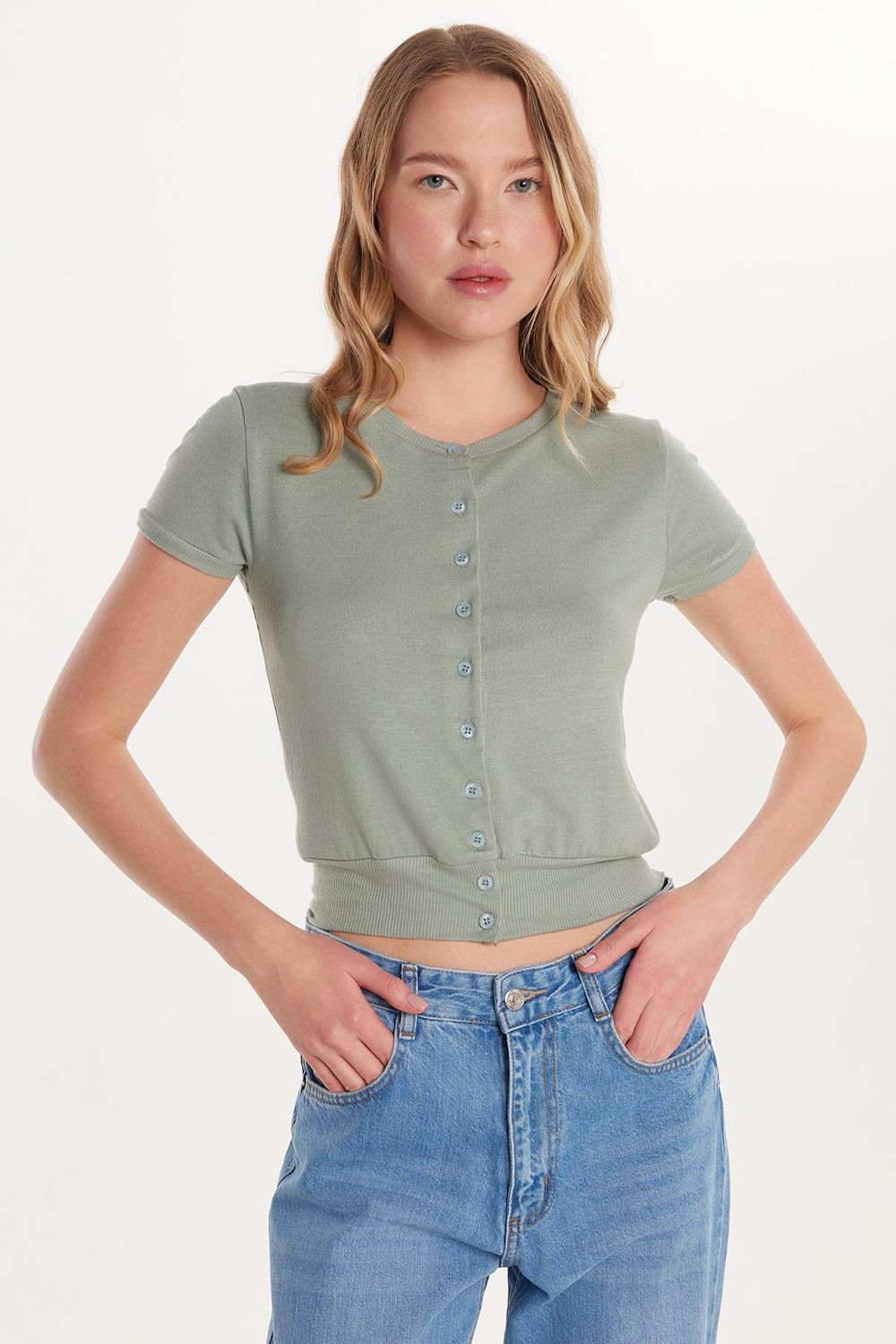 Kadın Slim Fit Dar Kesim Kısa Kollu Bisiklet Yaka Düğmeli Mint Hırka