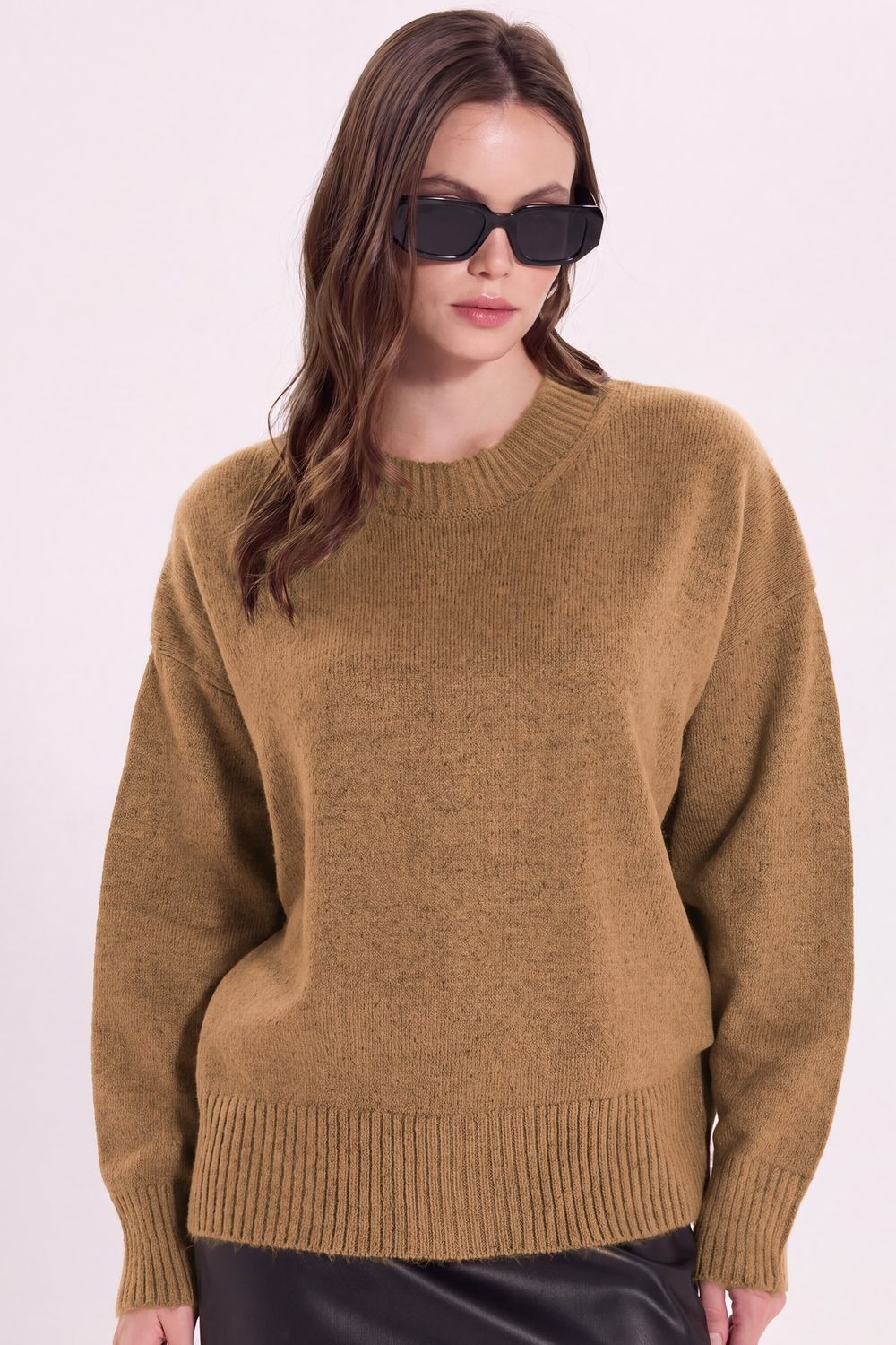 Kadın Oversize Geniş Kesim Bisiklet Yaka Bej Triko Kazak