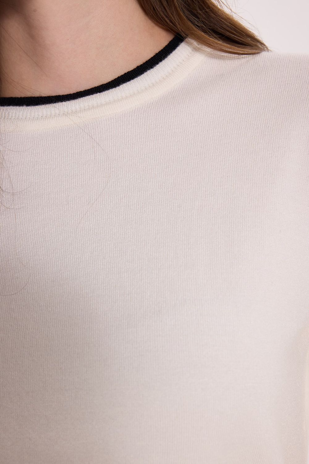 Kadın Slim Fit Dar Kesim Bisiklet Yaka Garnili Düğme Detaylı Ekru Triko Kazak