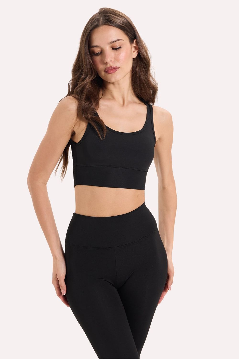 Kadın Slim Fit Dar Kesim İnce Askılı Kare Yaka Siyah Crop
