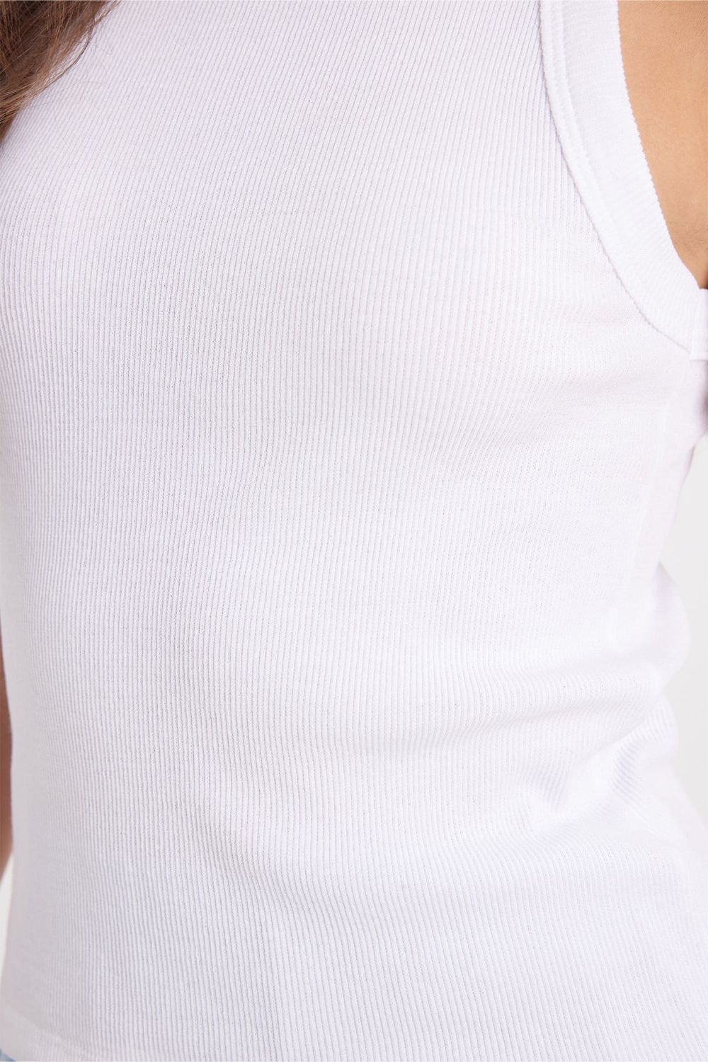 Kadın Slim Fit Dar Kesim Pamuklu Askılı Bisiklet Yaka Beyaz Crop Atlet