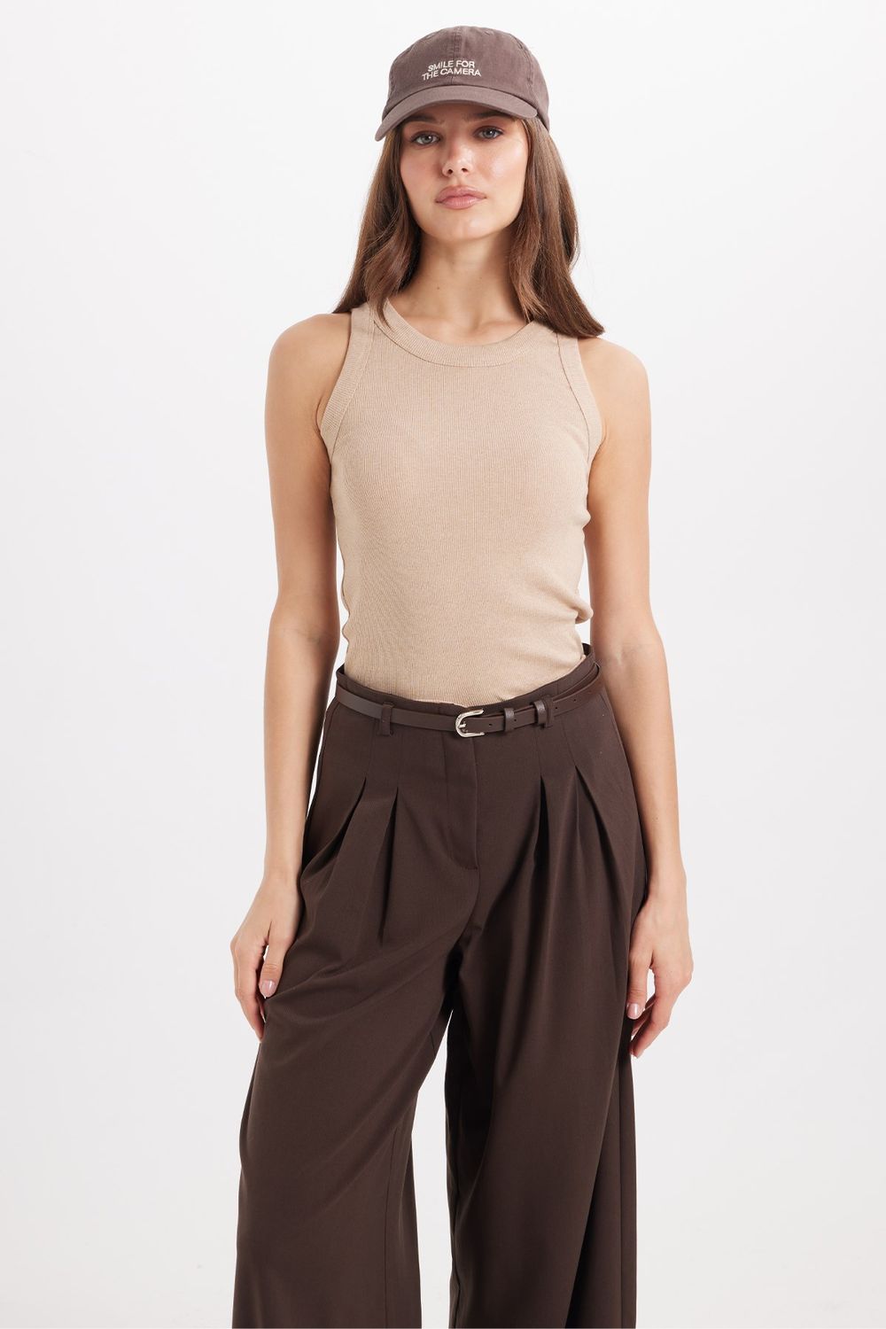 Kadın Slim Fit Dar Kesim Pamuklu Askılı Bisiklet Yaka Vizon Crop Atlet